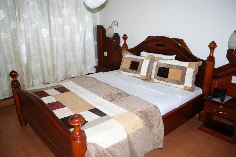 Palm World Hotels Mbarara Exterior foto