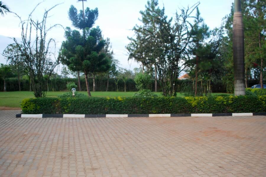 Palm World Hotels Mbarara Exterior foto